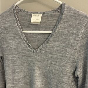 Nike Heather Gray V-Neck Golf Sweater